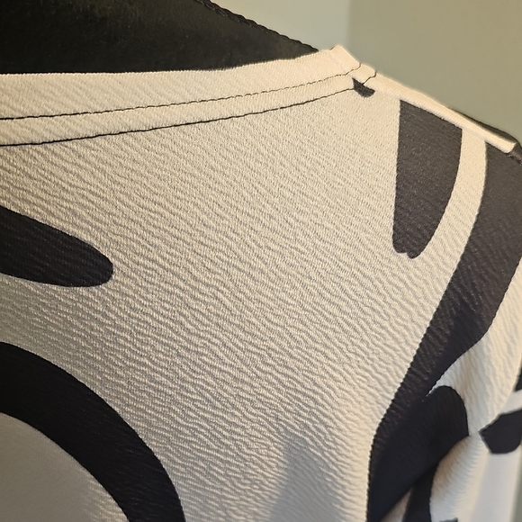 NWOT Women's Geometric Open Front Bold Lightweight Unique Long Cardigan XL - Picture 8 of 14